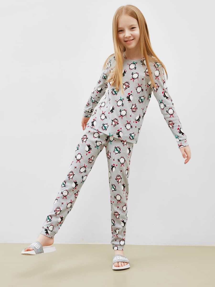Пижама для девочки (лонгслив и брюки) от Mark Formelle