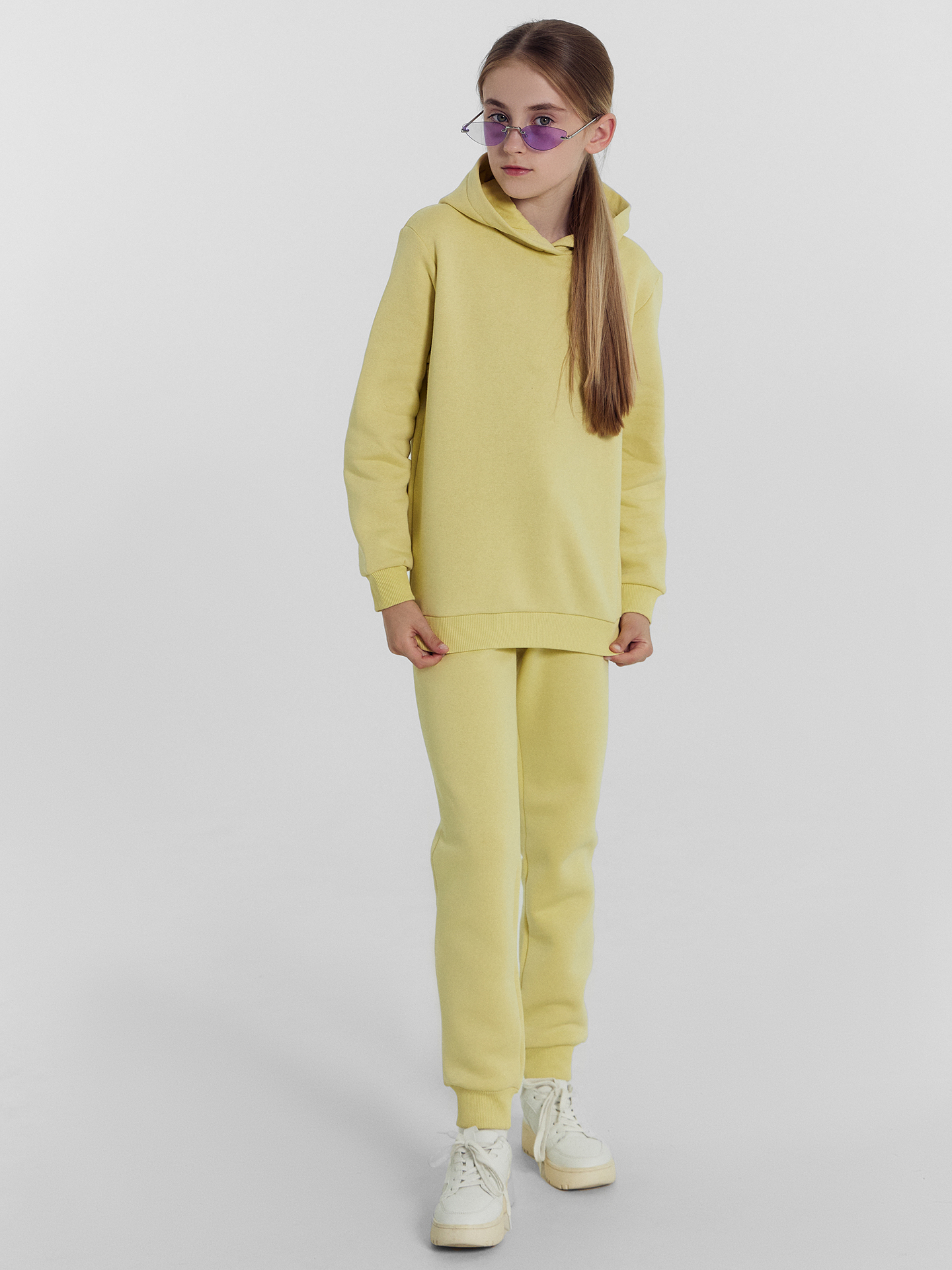 Комплект для девочек (анорак, брюки) в пыльно-желтом цвете
