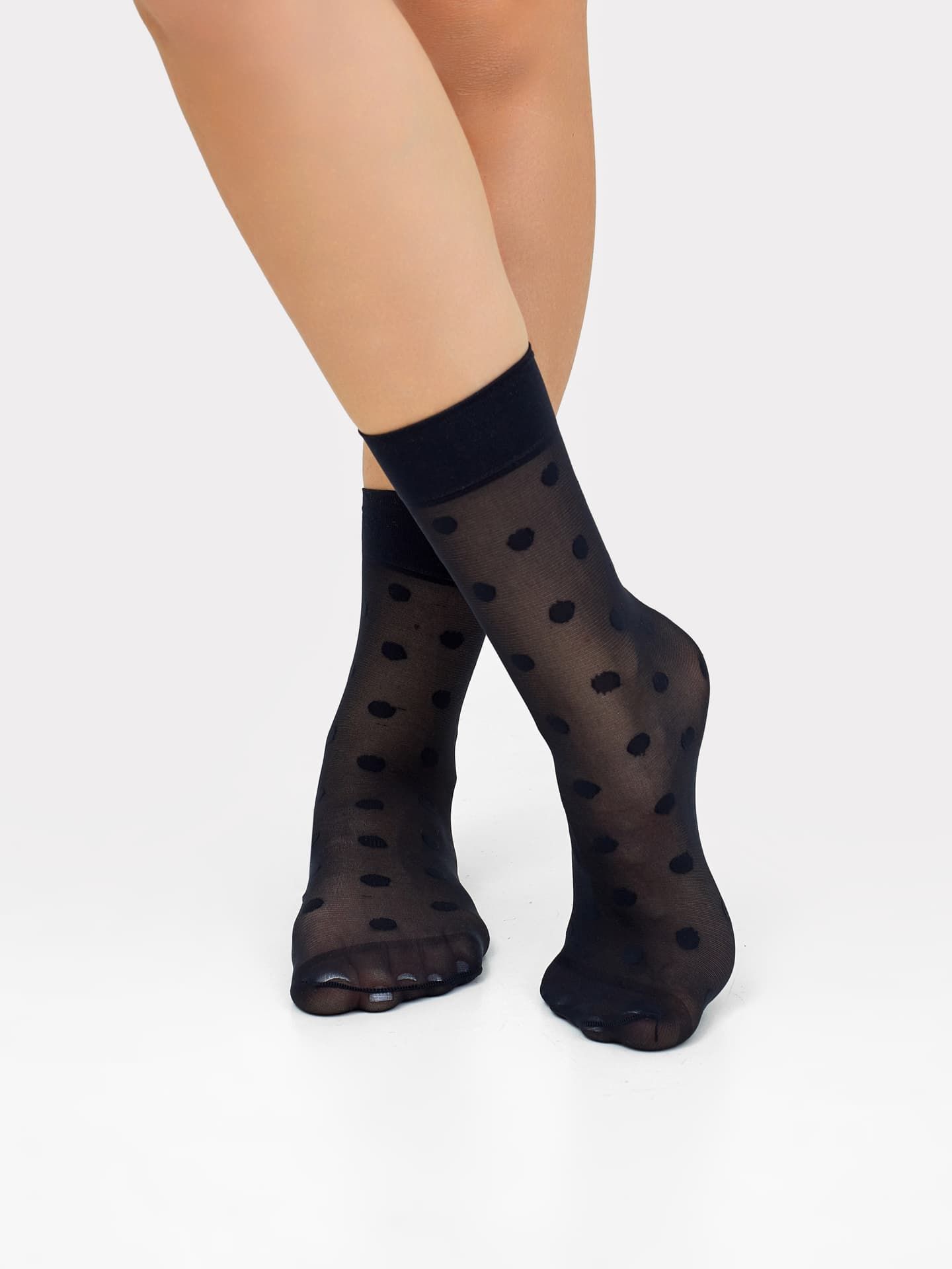Женские высокие полиамидные носки в крупный черный горошек, 22262PA, Mark Formelle, Беларусь  - купить