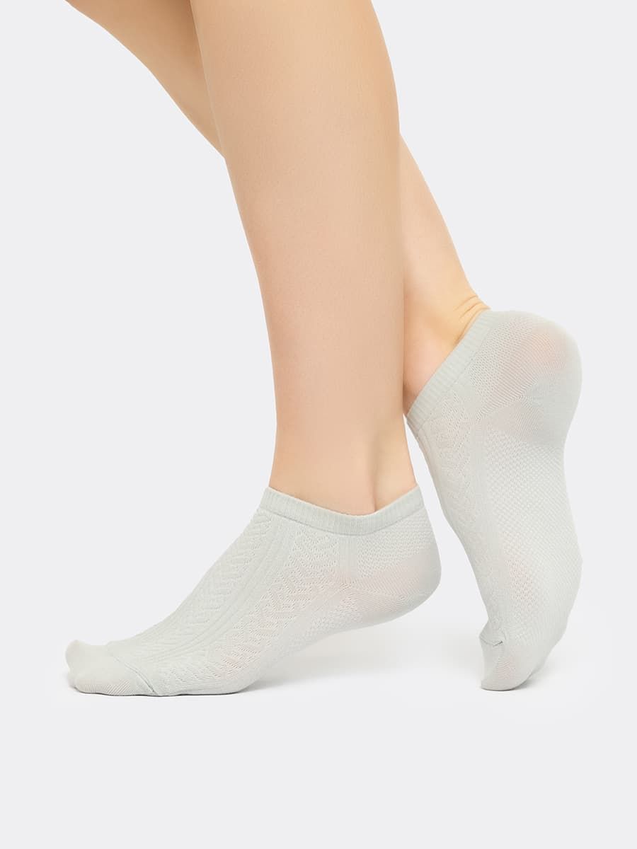 Короткие ажурные носки для женщин Mark Formelle серый 22347K 
